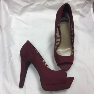 Burgundy - red Fergalicious platform heels - 7.5 M